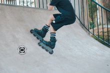 Load image into Gallery viewer, YOYOSKATE Escape Socks for Rollerblading / Skating Ankle High
